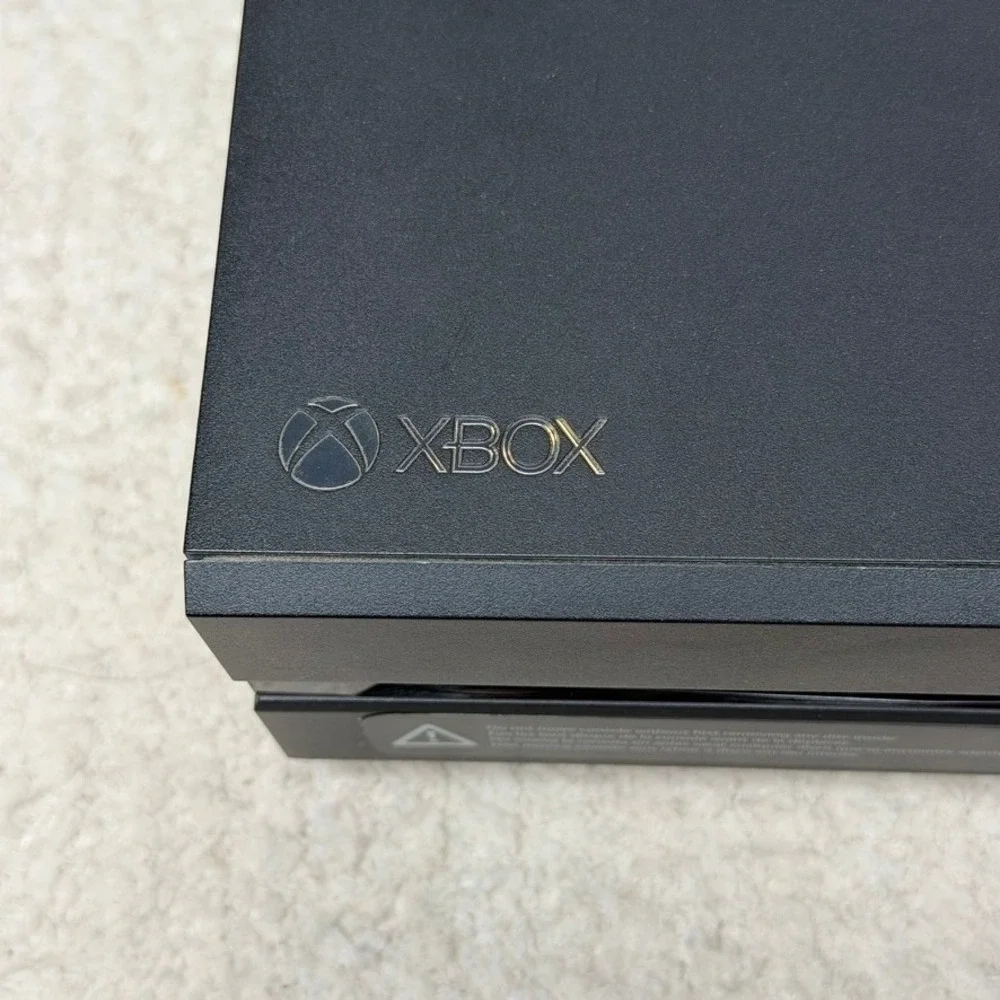 Microsoft Xbox One 500GB Black Console Model 1540 Bundle with 9 Games & Cables